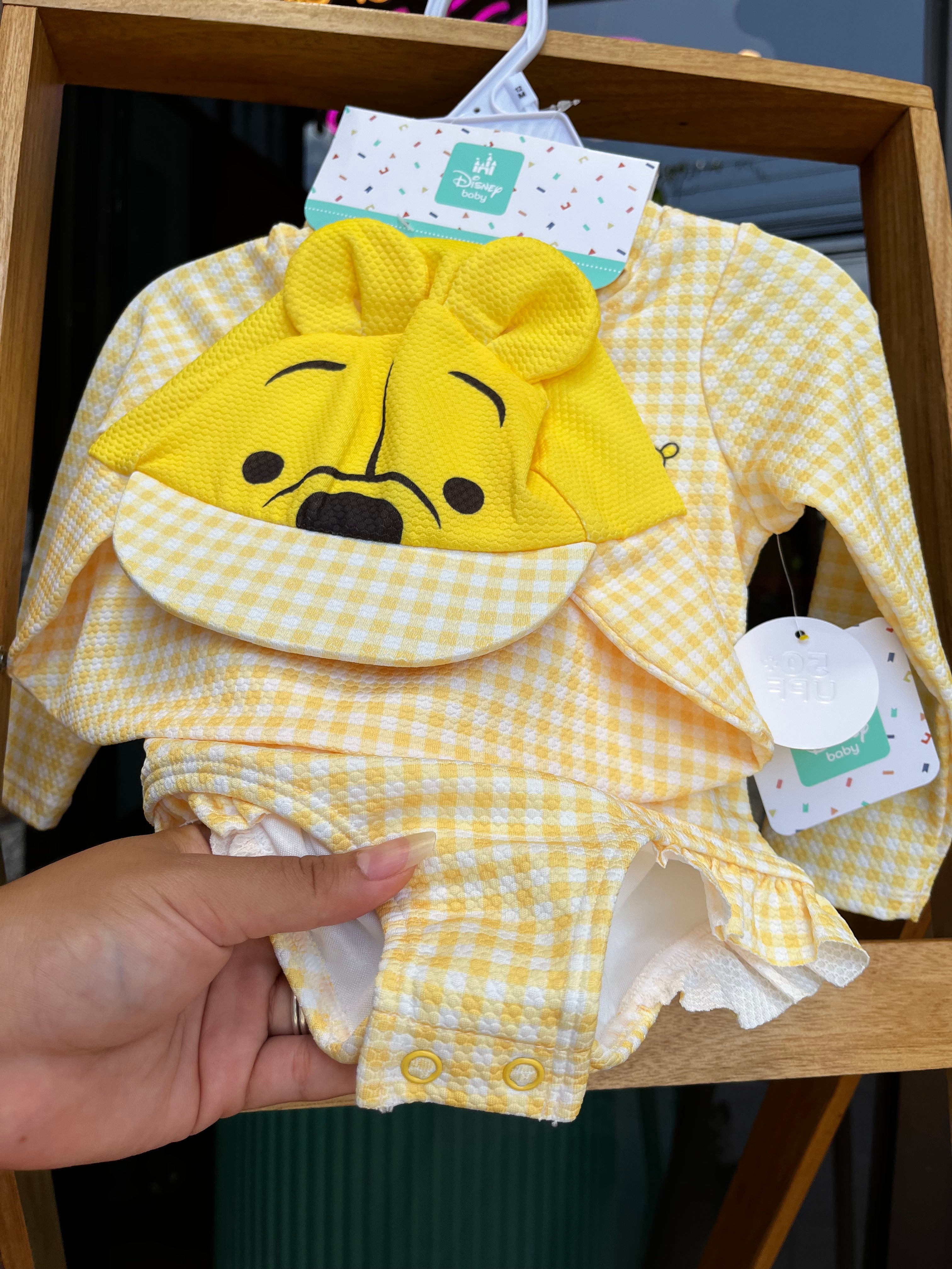 Pooh | bikini + bucket hat