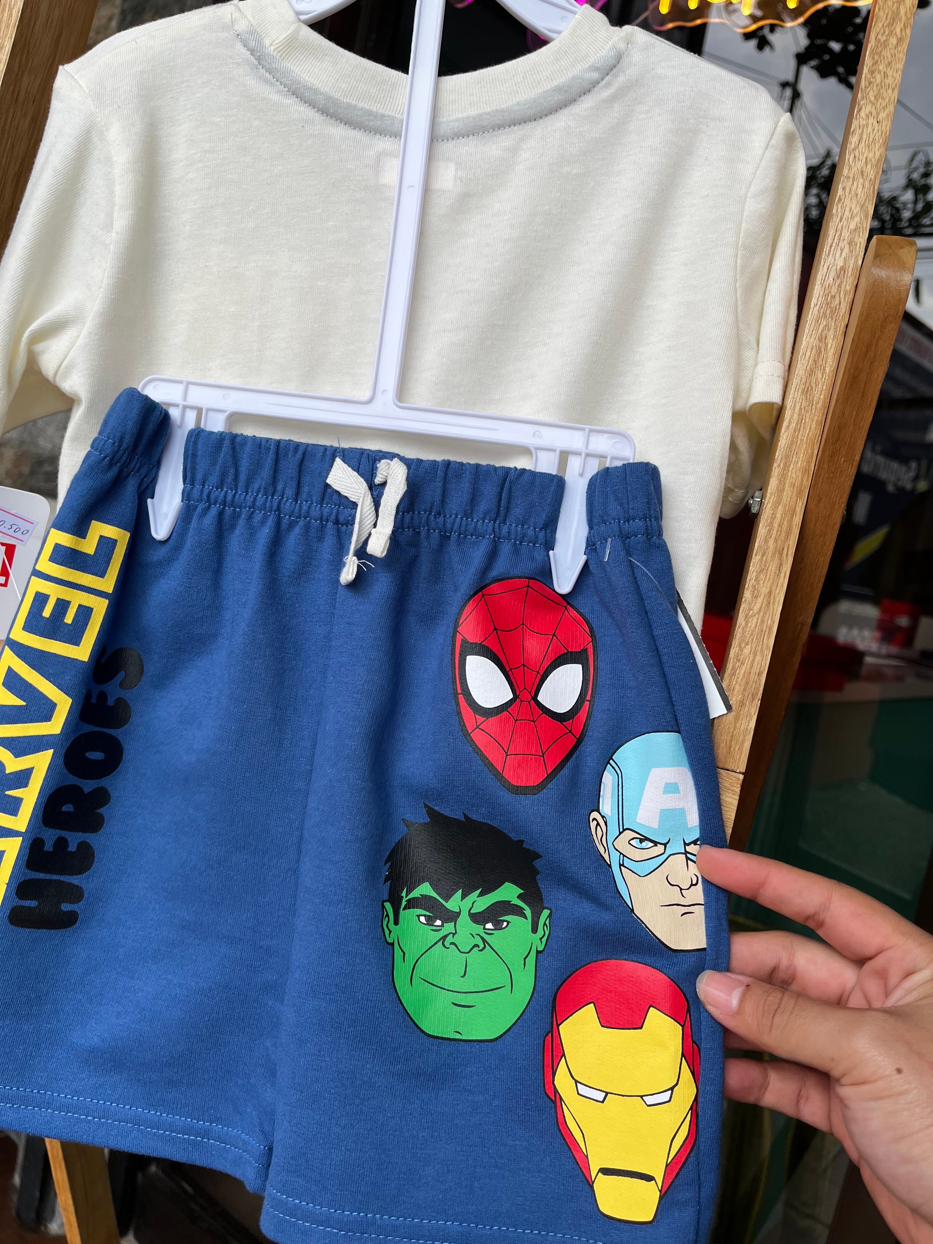 Set Marvel | 4 años