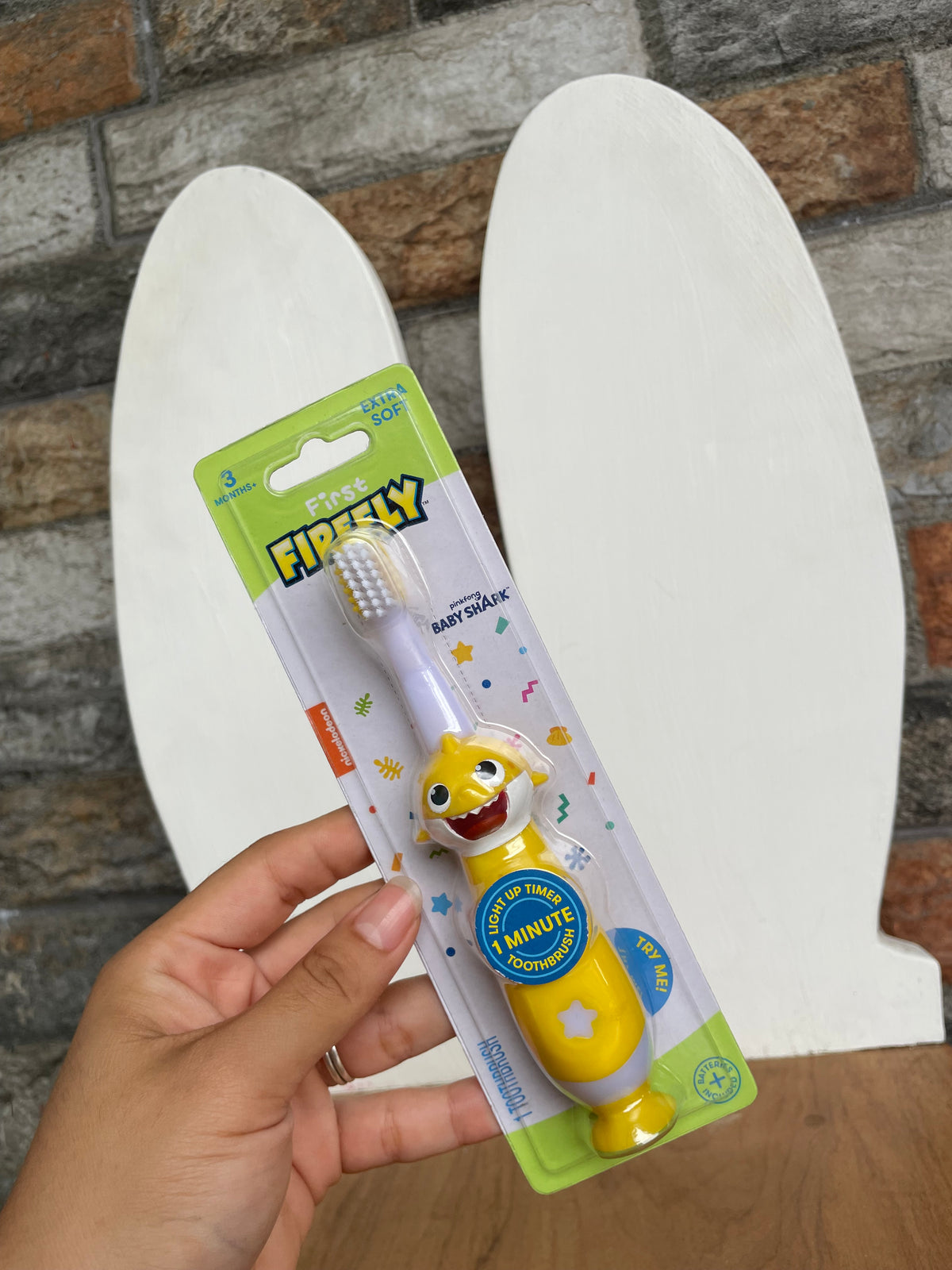 Baby Shark | cepillo dental con luz