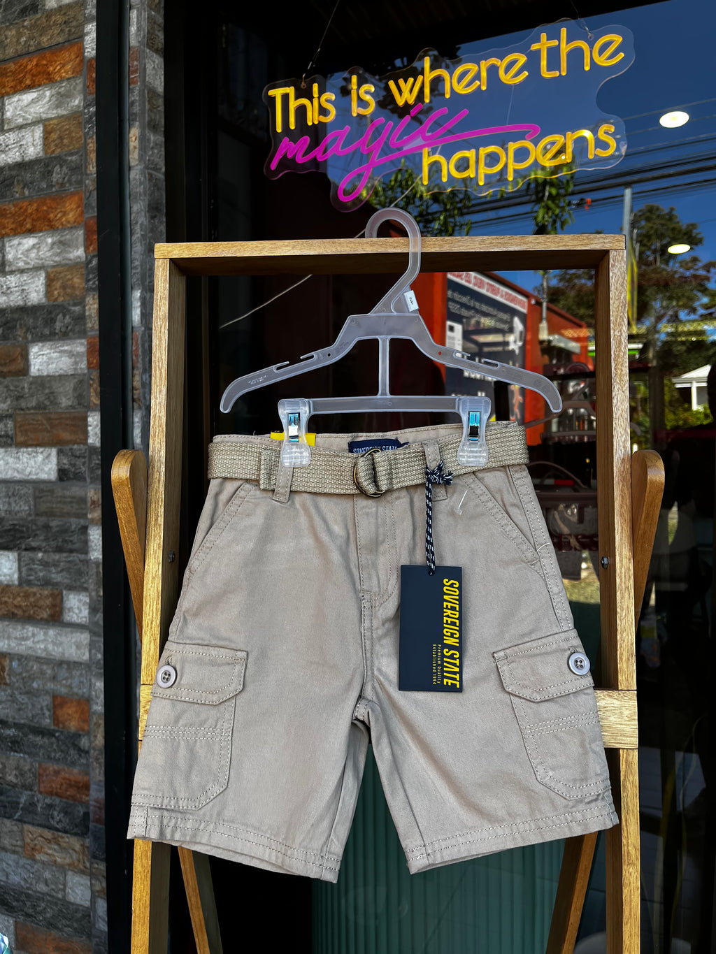 Short cargo