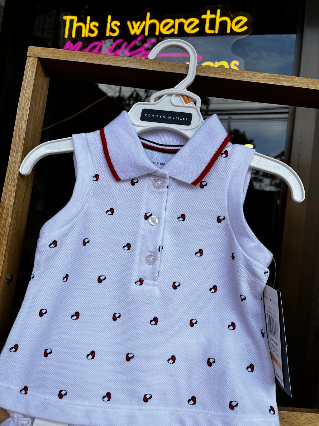 Tommy Hilfiger | 18 Meses