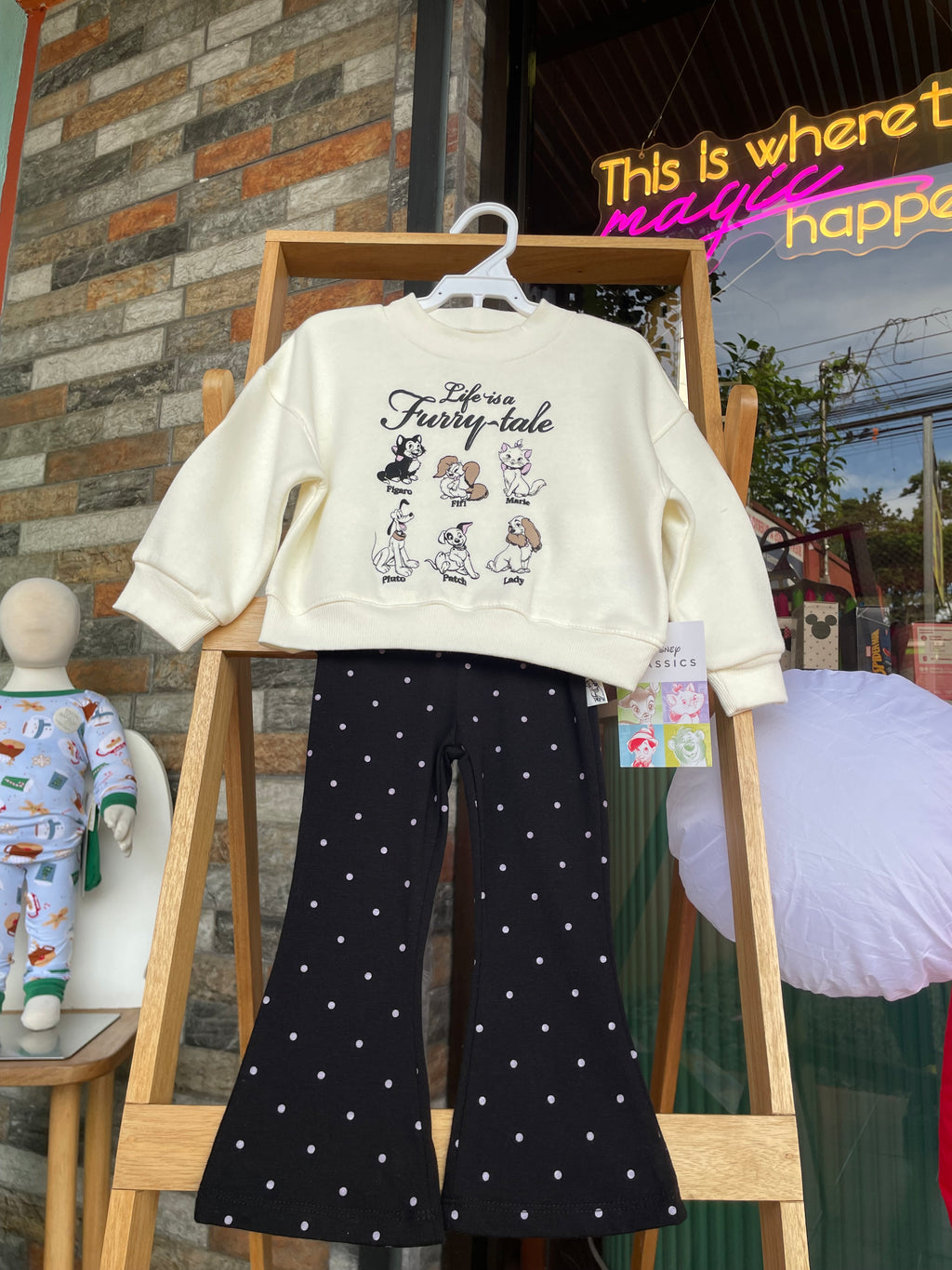 Disney set