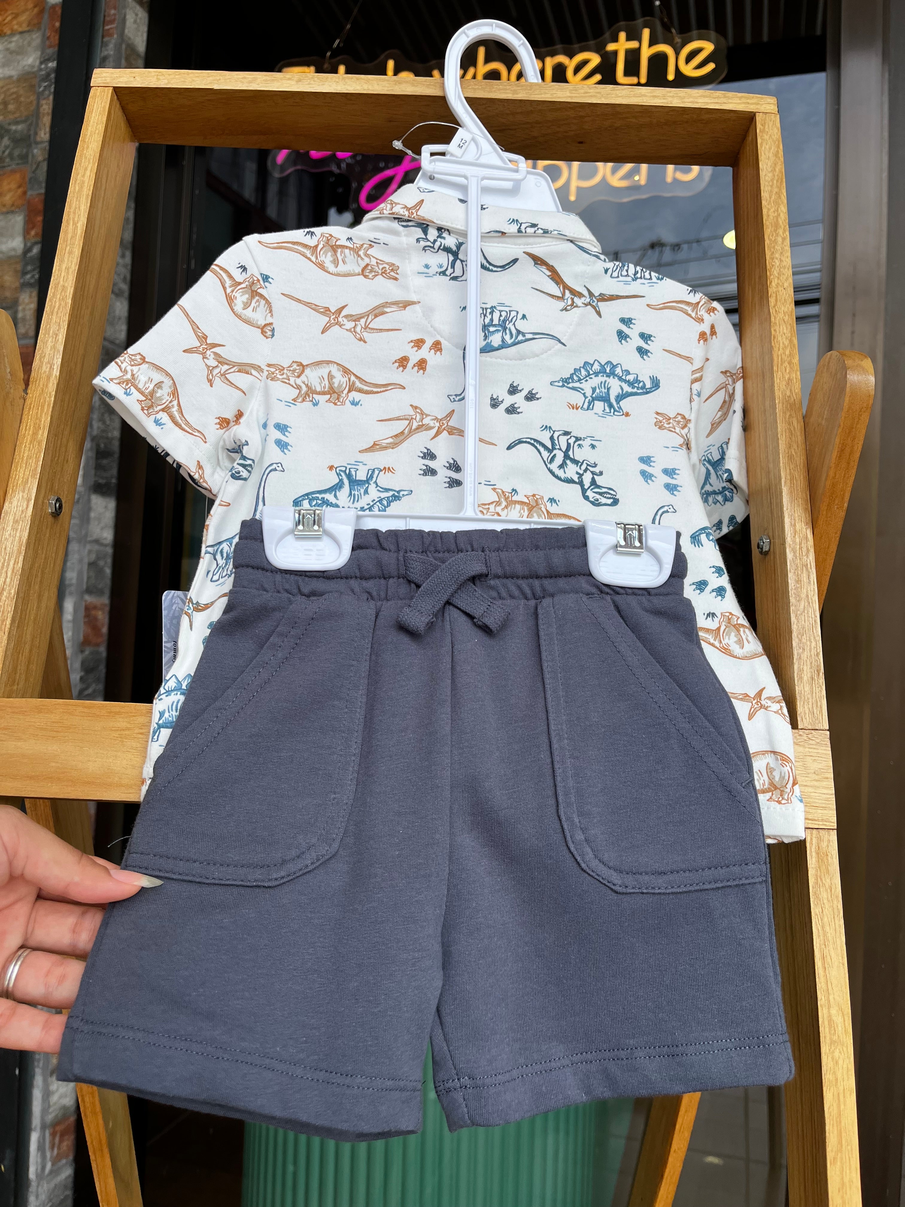 Tommy Bahama set