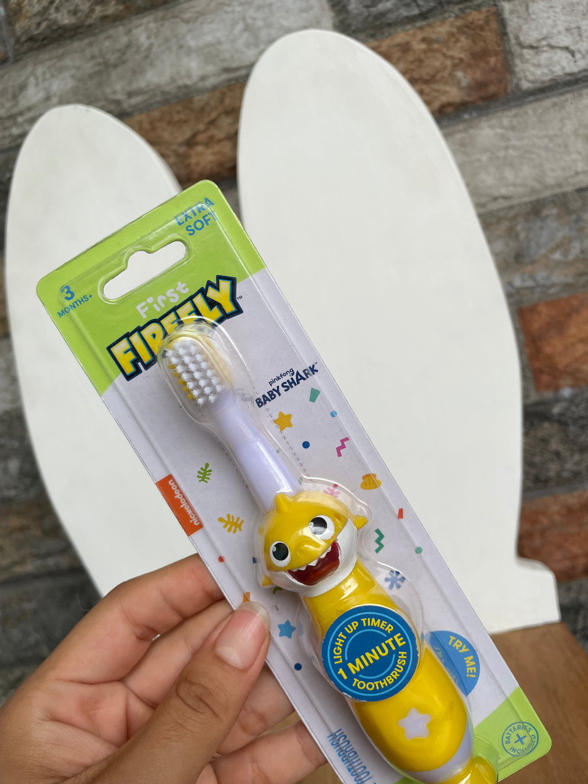 Baby Shark | cepillo dental con luz