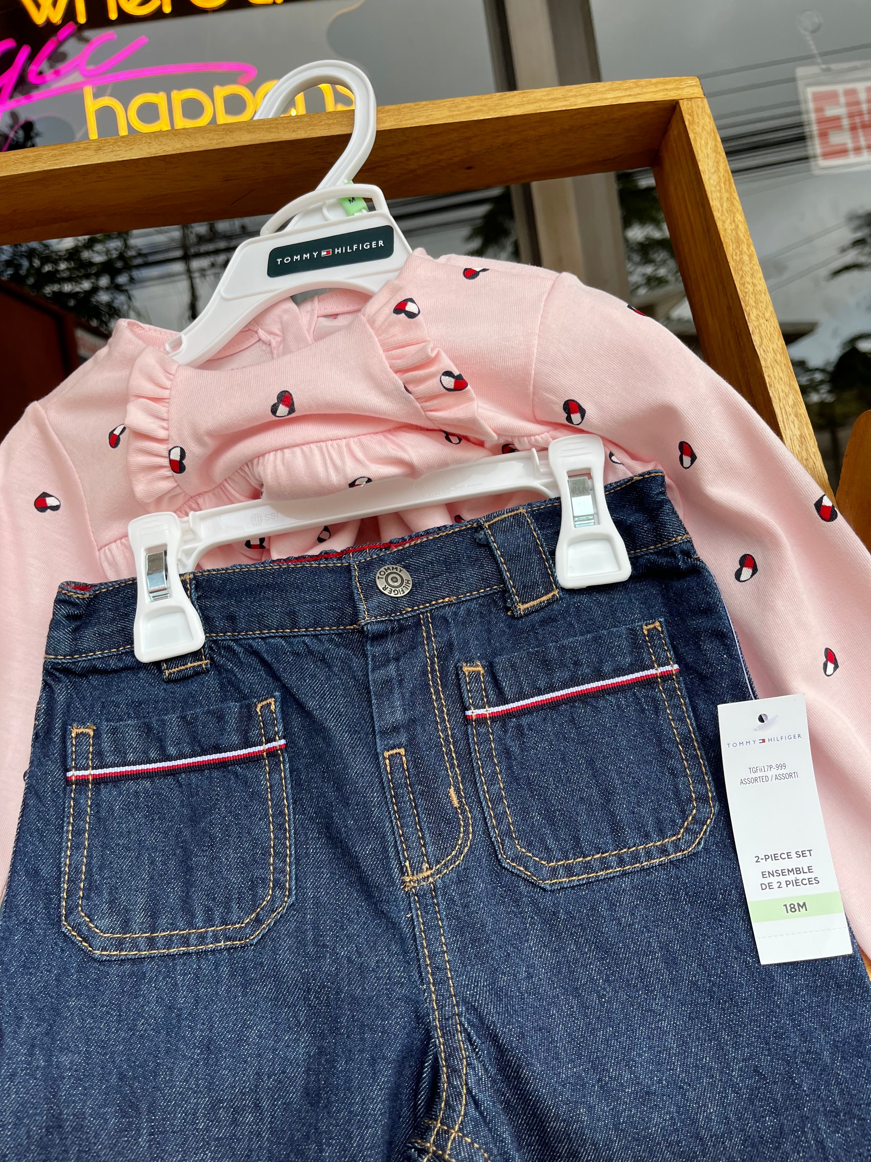 Tommy Hilfiger set